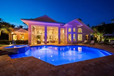 6854 SE Isle Way, Stuart – Single Family Residence for sale