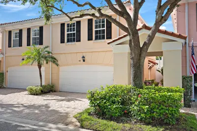 68 Live Oak Circle, Tequesta – sold