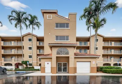 12547 Imperial Isle Drive 204, Boynton Beach – Condominium for sale