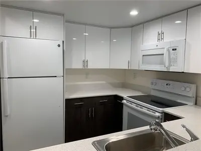 401 NW 34 Street 93-220, Pompano Beach – Apartment for rent