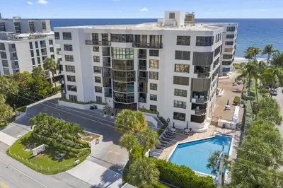 1155 Hillsboro Mile 402, Hillsboro Beach – Condominium for sale