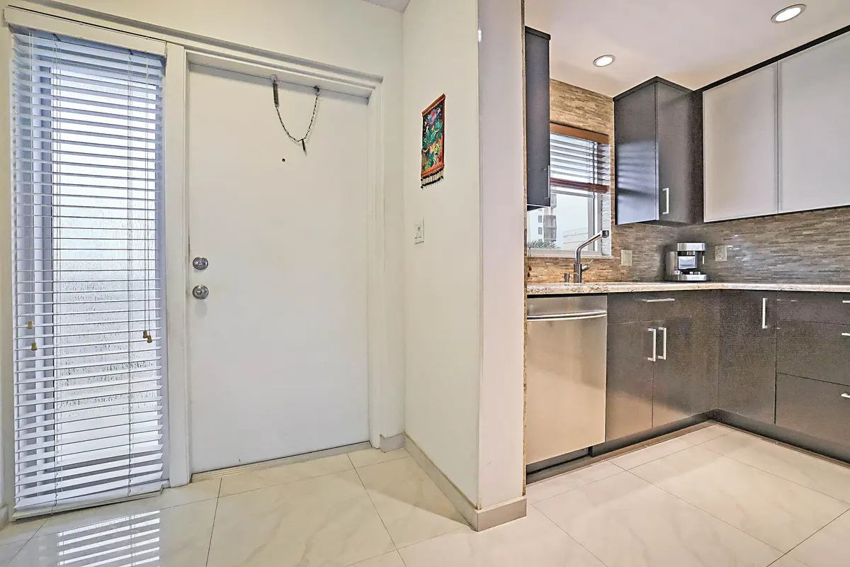 3114 S Ocean Blvd #509 -17 at 3114 S Ocean Boulevard 509, Highland Beach