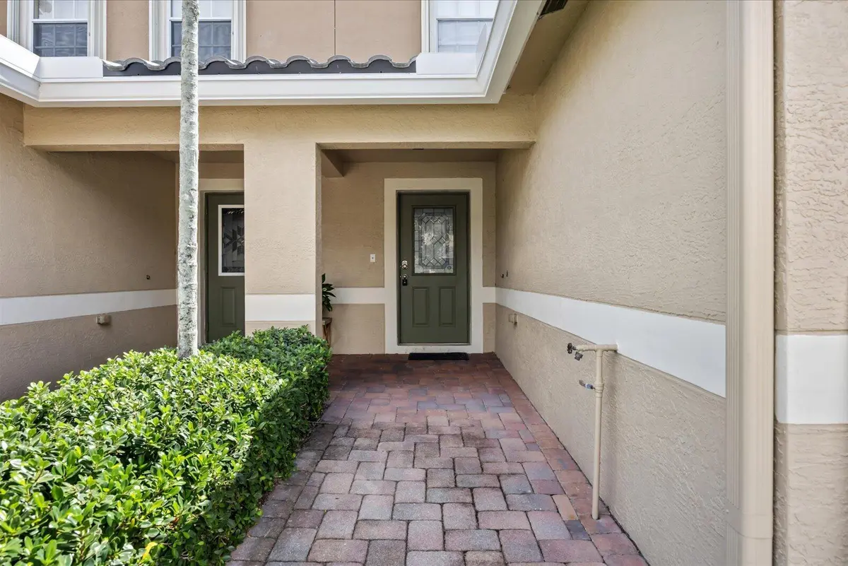 03-bir in-26 at 2781 SE Birmingham Drive, Stuart