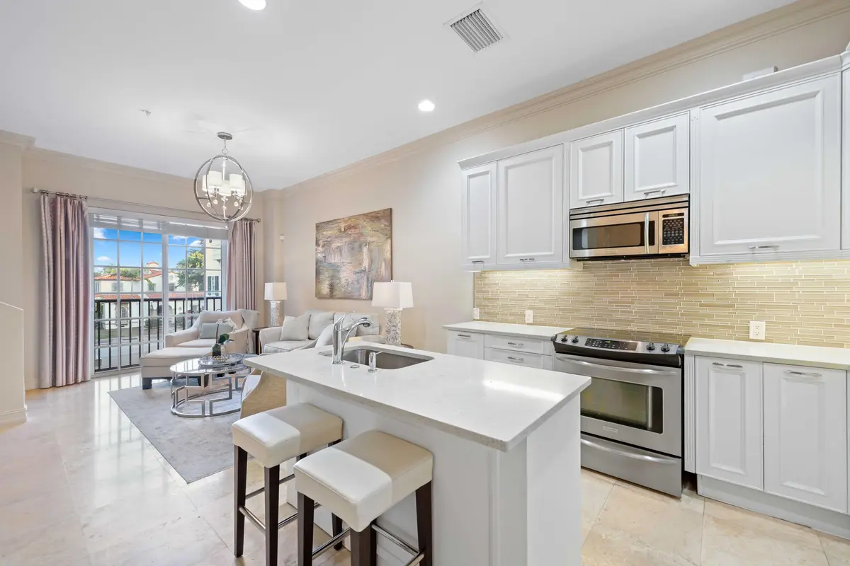 150 NE 6th ave K - 24 at 150 NE 6th Avenue k, Delray Beach