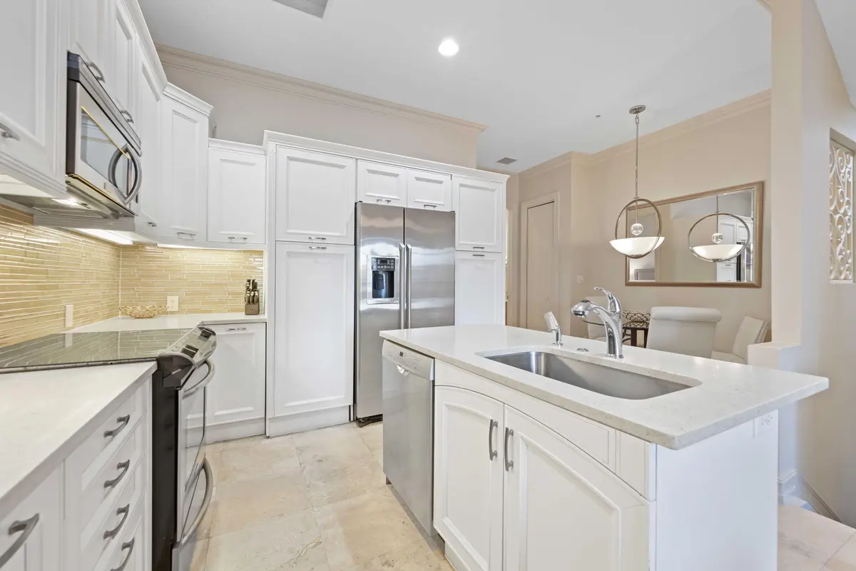 150 NE 6th ave K - 27 at 150 NE 6th Avenue k, Delray Beach