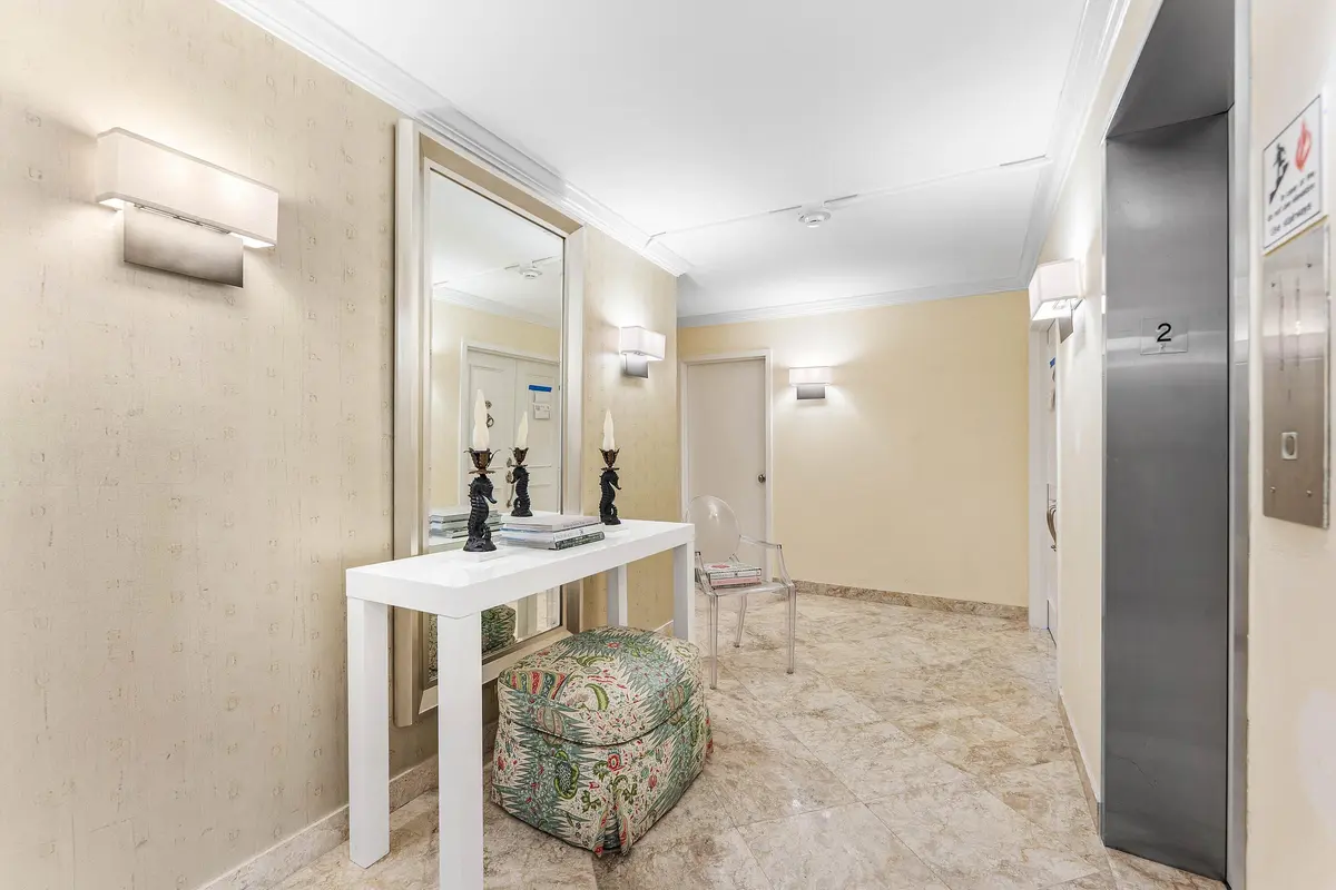 002-170ChileanAvenue-2A-PalmBeach-FL-334 at 170 Chilean Avenue 2A, Palm Beach