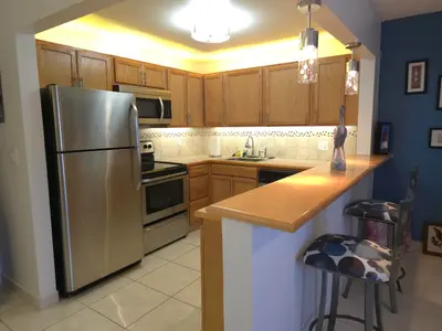 105 OXFORD 100, West Palm Beach – Condominium for sale