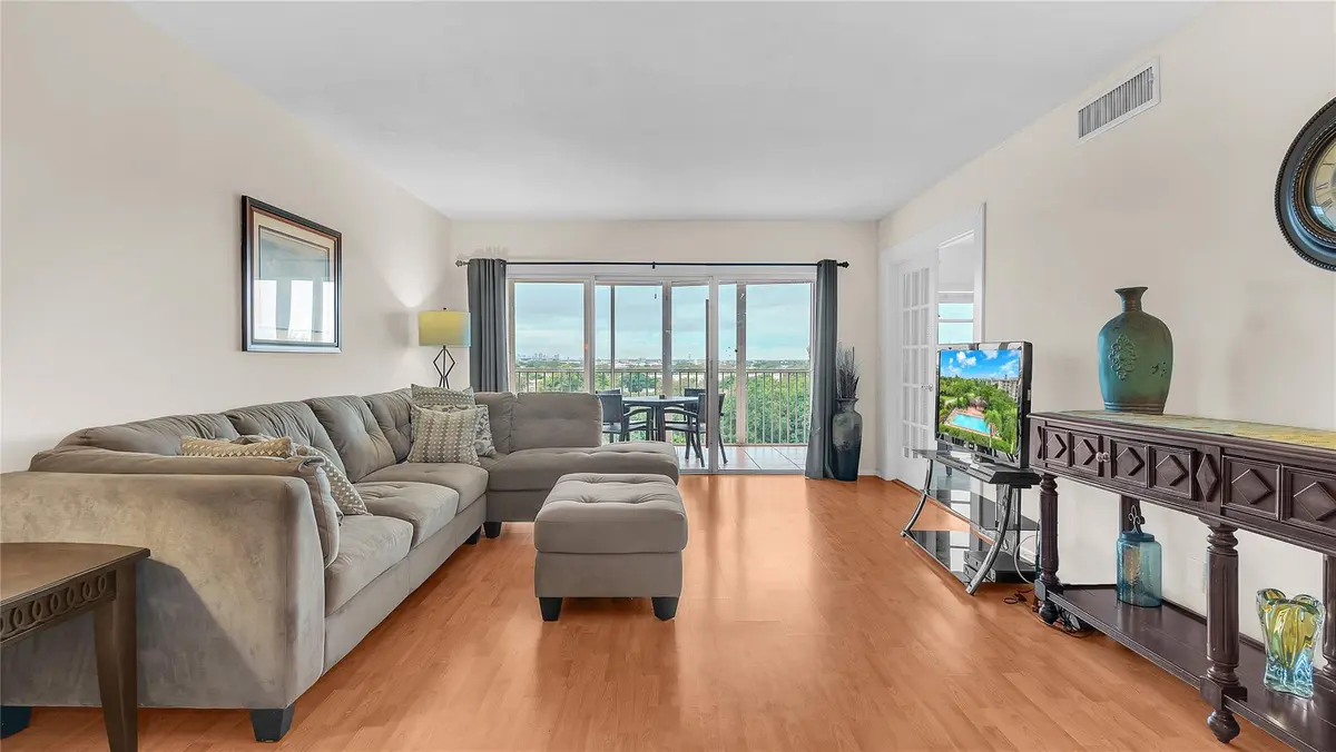 Photo 4 at 3150 N Palm Aire Drive 909, Pompano Beach