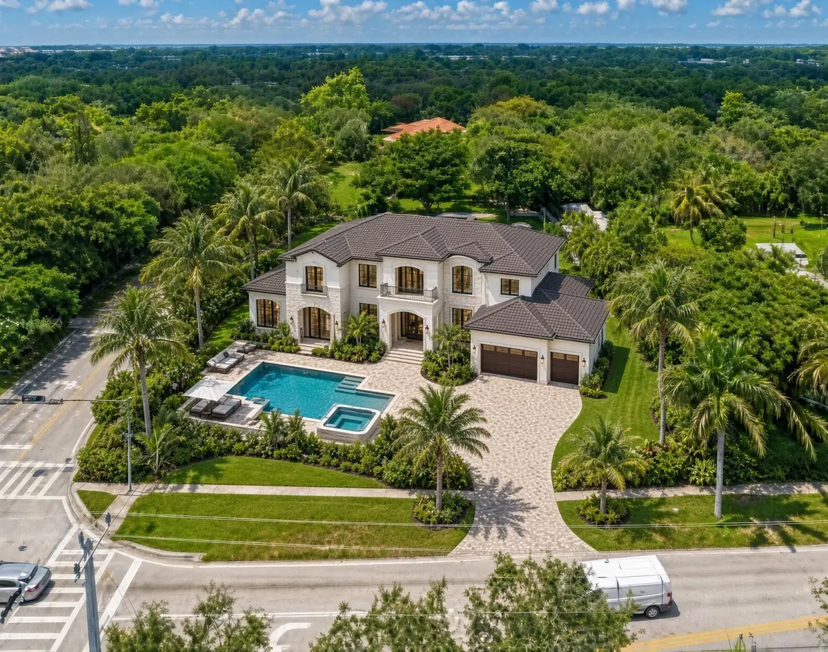 2-a at 7701 SW 120TH Street, Pinecrest