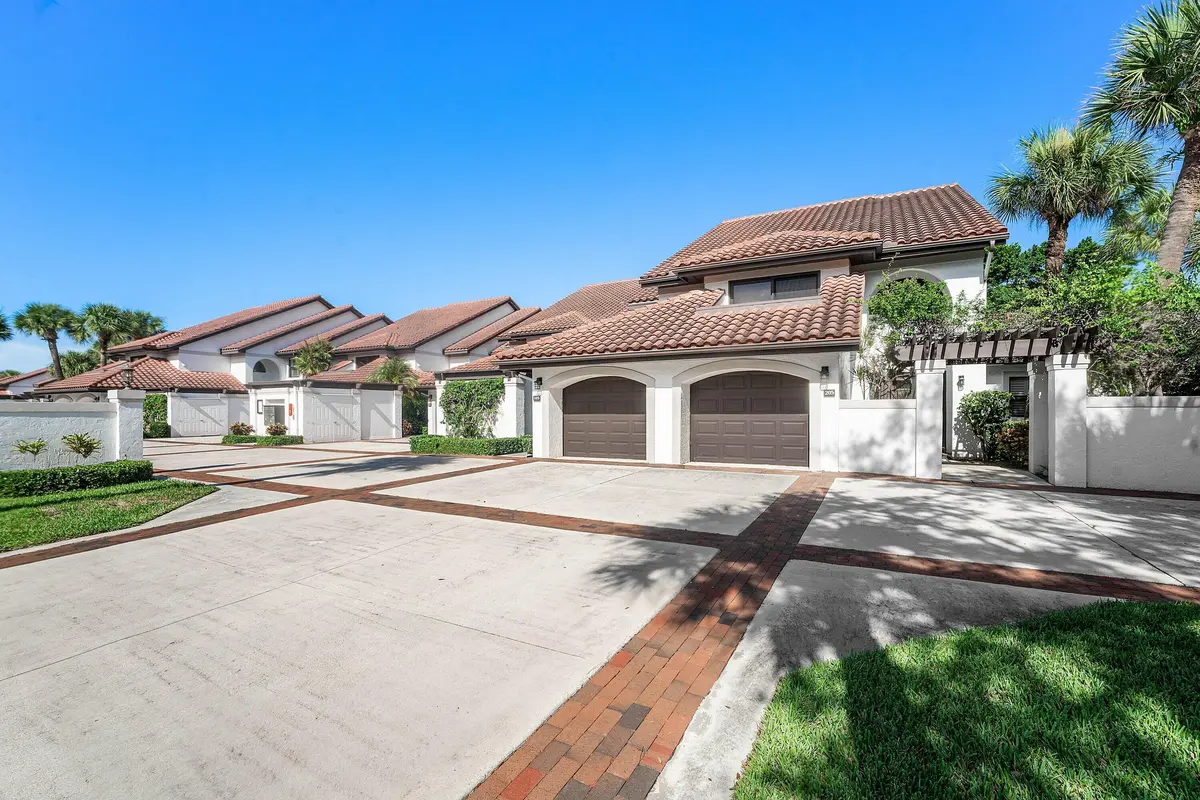 MAIN at 16648 TRADERS Crossing 106, Jupiter