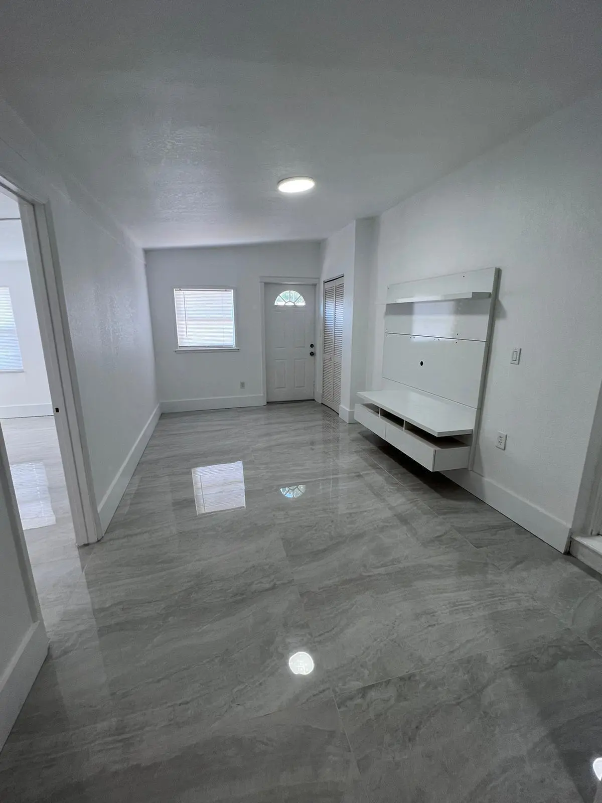 PHOTO-2026-08-27-17-11-10 8 at 4040 NE 12TH Terrace, Pompano Beach