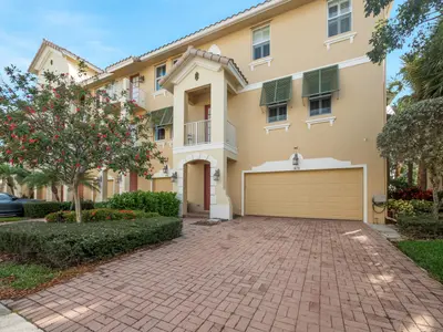 1850 Via Sofia, Boynton Beach – Townhouse for rent