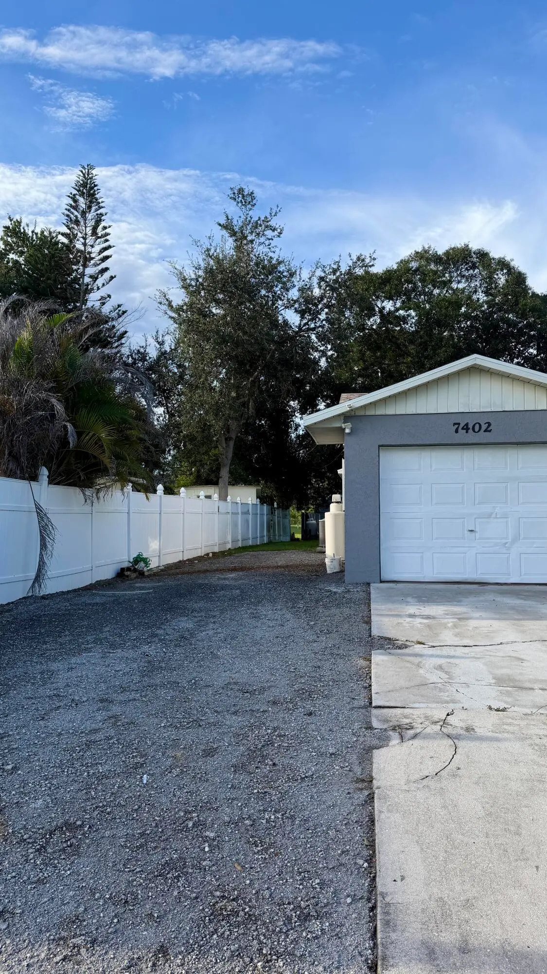 Additional parking at 7402 LAKELAND Boulevard, Fort Pierce