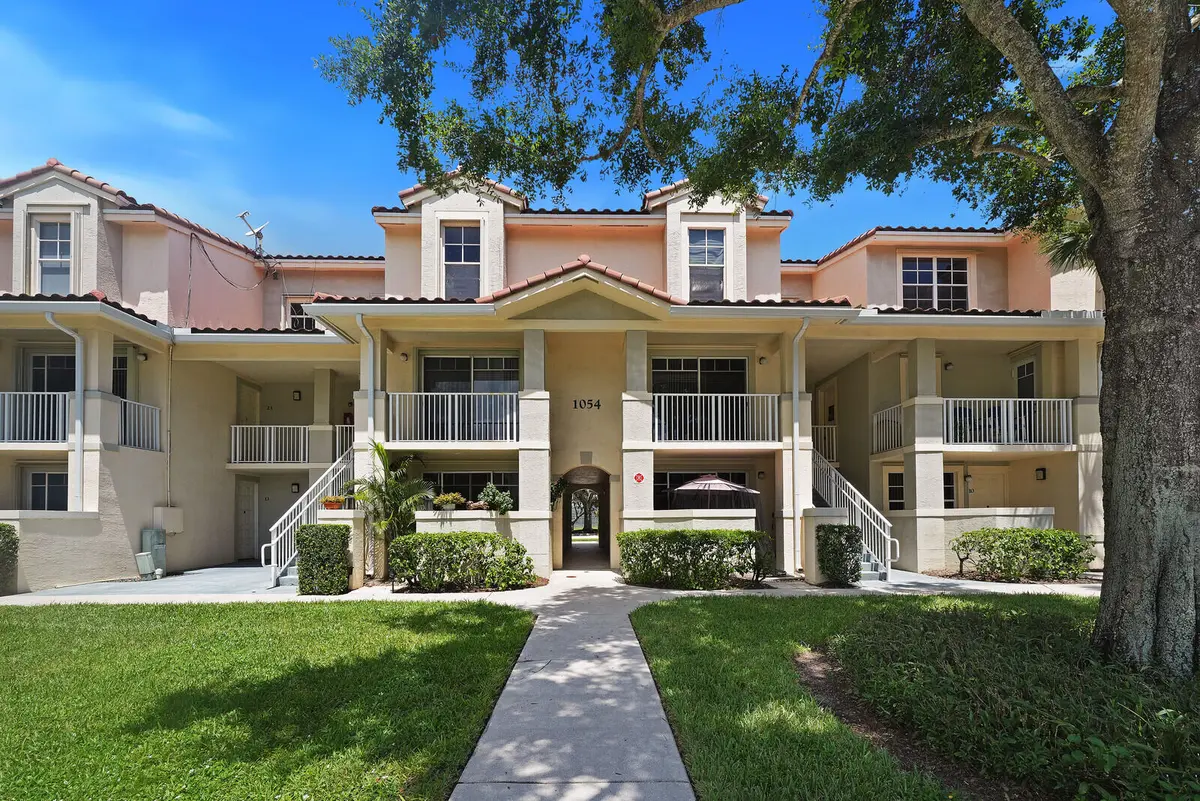 Exterior at 1054 University Boulevard 21, Jupiter