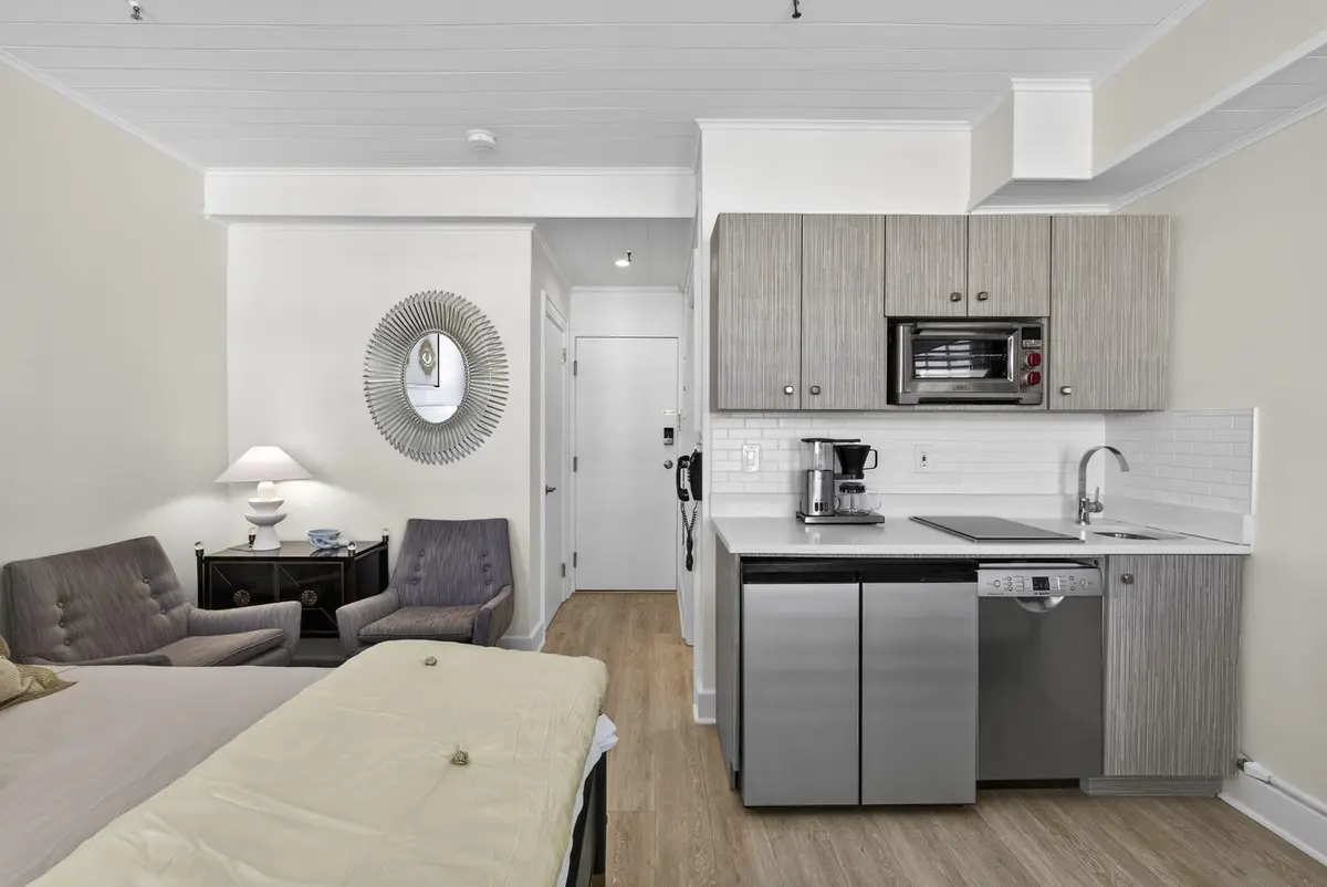 4-web-or-mls-BS1A2528 at 235 SUNRISE Avenue 3044, Palm Beach