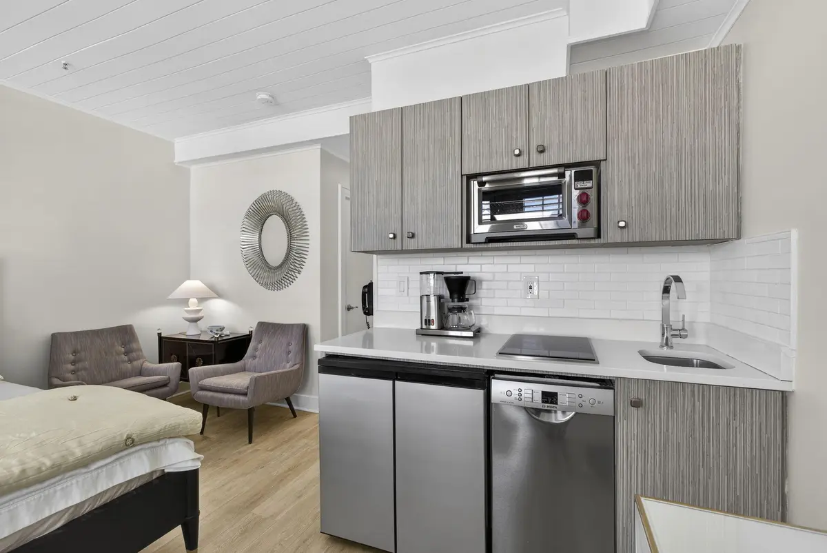 5-web-or-mls-BS1A2531 at 235 SUNRISE Avenue 3044, Palm Beach