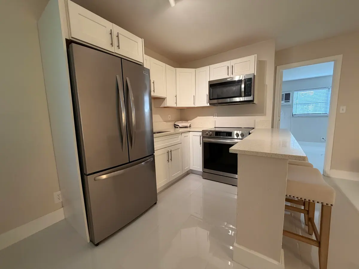 IMG_1728 at 5174 NE 6th Avenue 507, Oakland Park