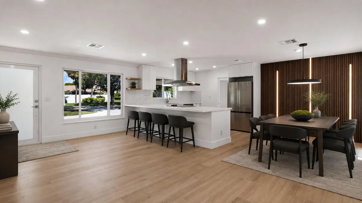Dining:Kitchen Staged at 4000 NE 22ND Avenue, Lighthouse Point