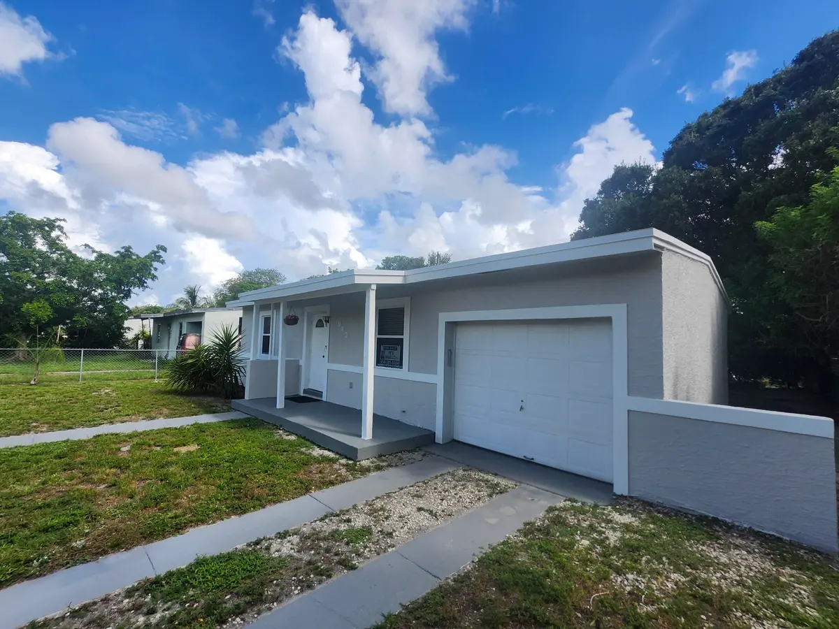 942 NW 12th Street, Fort Lauderdale, FL – photo 3