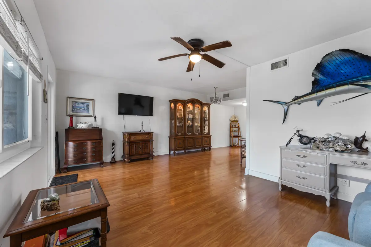 024A3795 at 2151 NE 42nd Court 225, Lighthouse Point