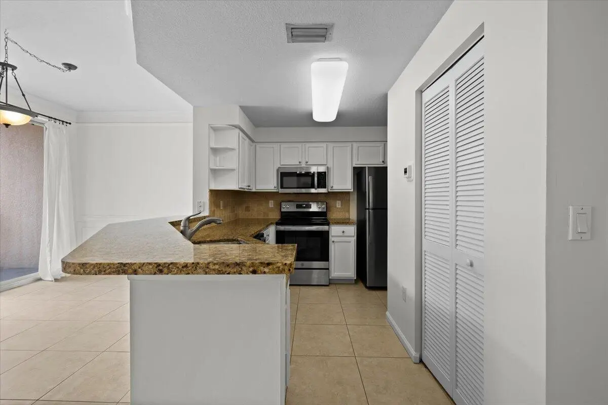 06-424A5004 at 155 GALICIA Way 210, Jupiter