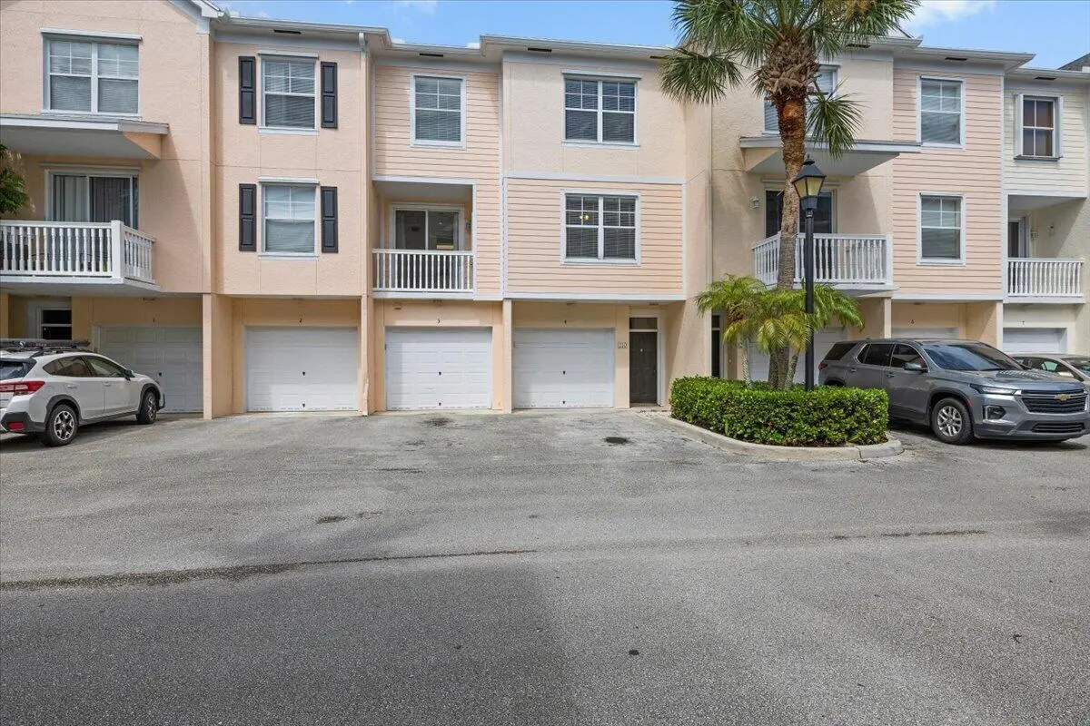 02-424A4981 at 155 GALICIA Way 210, Jupiter