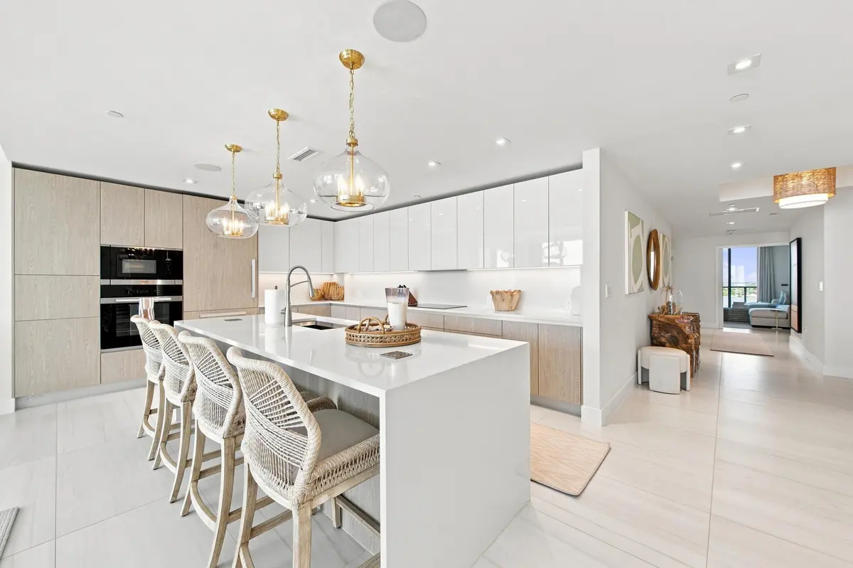 4__dsc3131 at 3100 N OCEAN Drive P-PH4, Singer Island