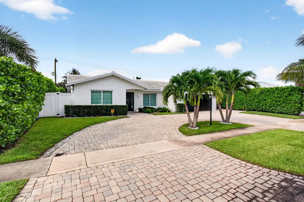 3-web-or-mls-DSC_8695 at 998 SW 7th Street, Boca Raton