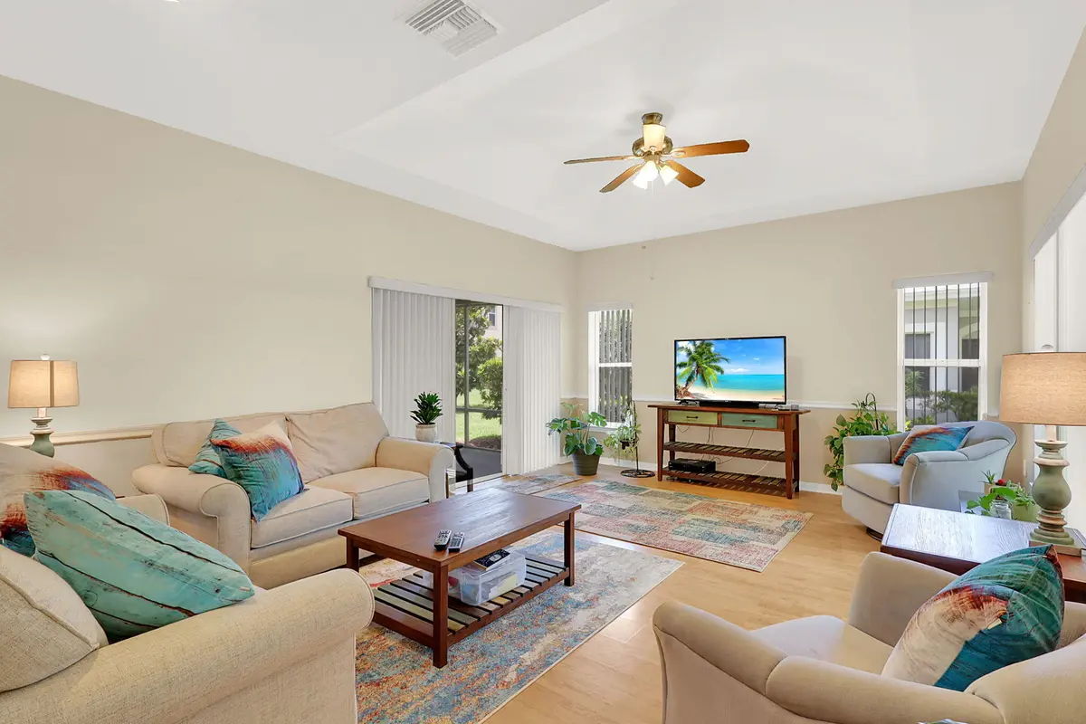 6-web-or-mls-3J0A5662 at 1858 PELICAN Drive A2, Fort Pierce