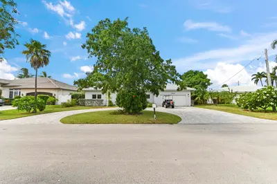 1516 SE 10TH Street, Deerfield Beach – Single Family Residence for rent