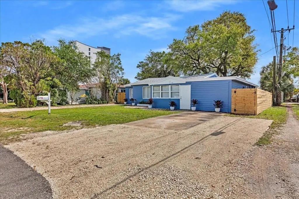 alex 312 at 312 SE 23RD Street 1-2, Fort Lauderdale