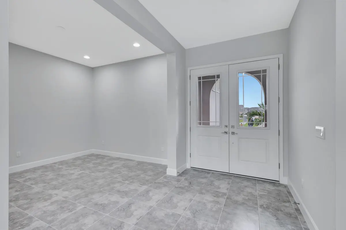 20231231134947789326000000-o at 5134 Liberty Lane, Westlake