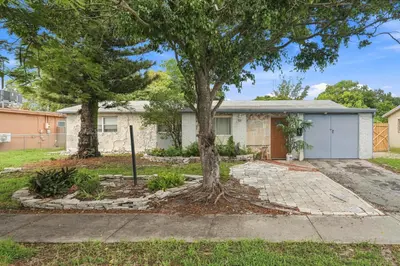 4031 NW 7th Avenue, Deerfield Beach – leased
