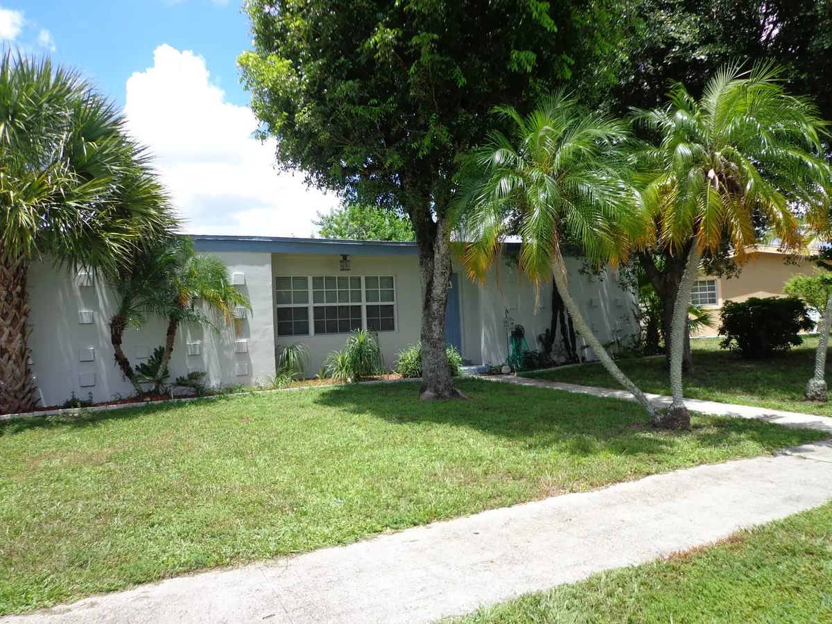 11751 Oleander Drive 029 at 11751 Oleander Drive, Royal Palm Beach