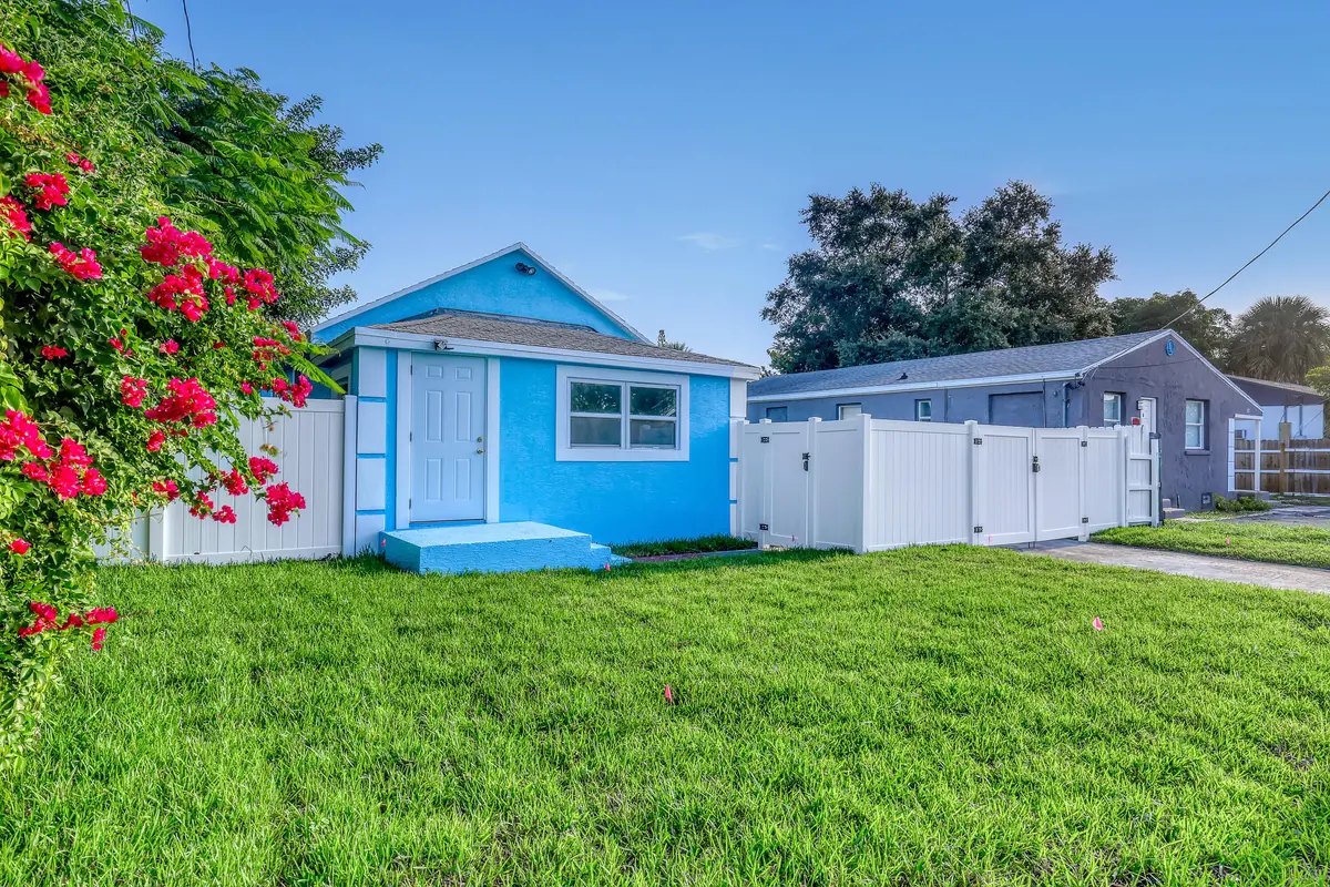 180 W 15th (3) at 180 W 15th Street, Riviera Beach