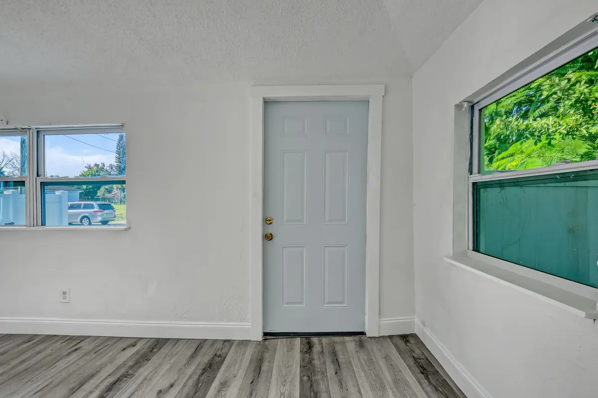 180 W 15th (6) at 180 W 15th Street, Riviera Beach