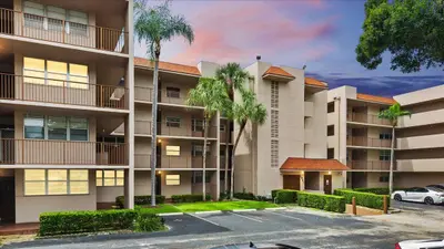 1831 Sabal Palm Drive 403, Davie – Condominium for sale