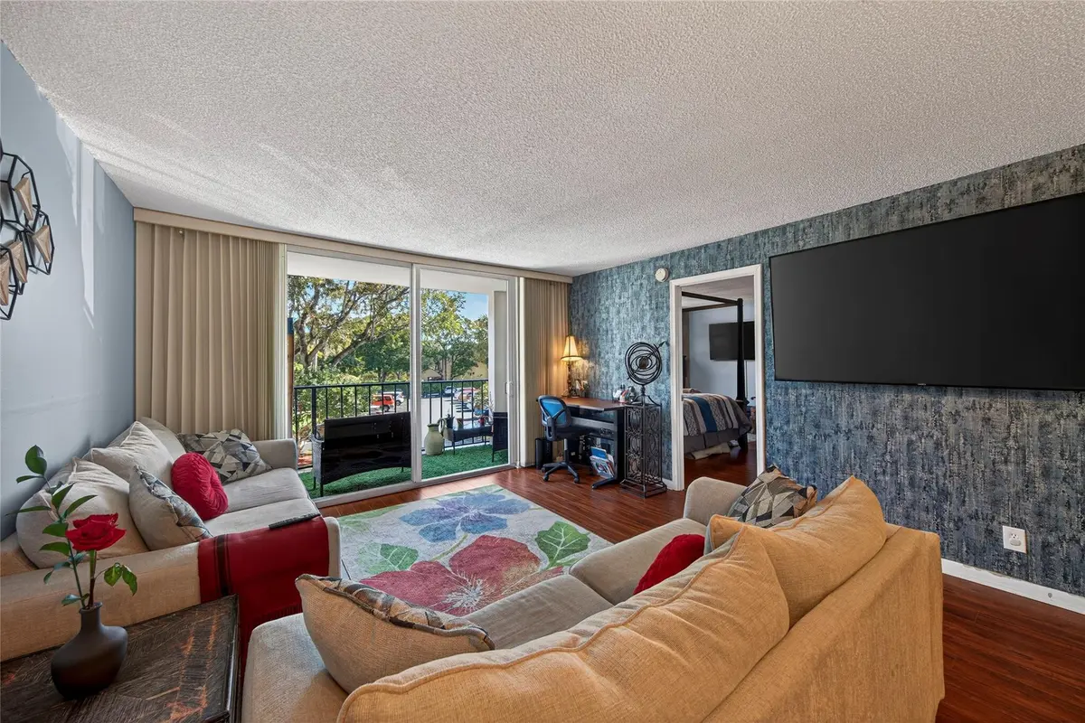 Photo 1 at 1800 N ANDREWS Avenue 2F, Fort Lauderdale
