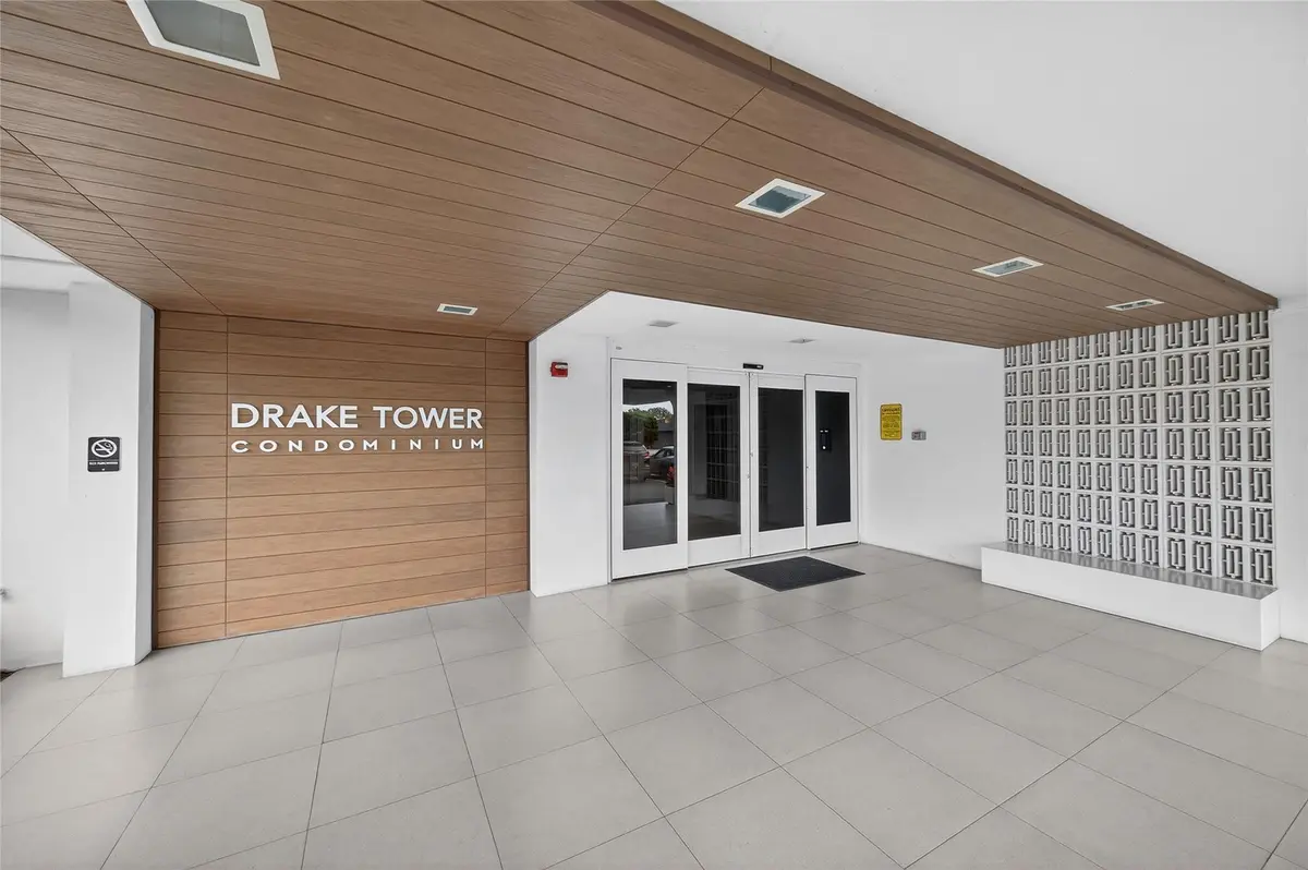 Photo 6 at 1800 N ANDREWS Avenue 2F, Fort Lauderdale
