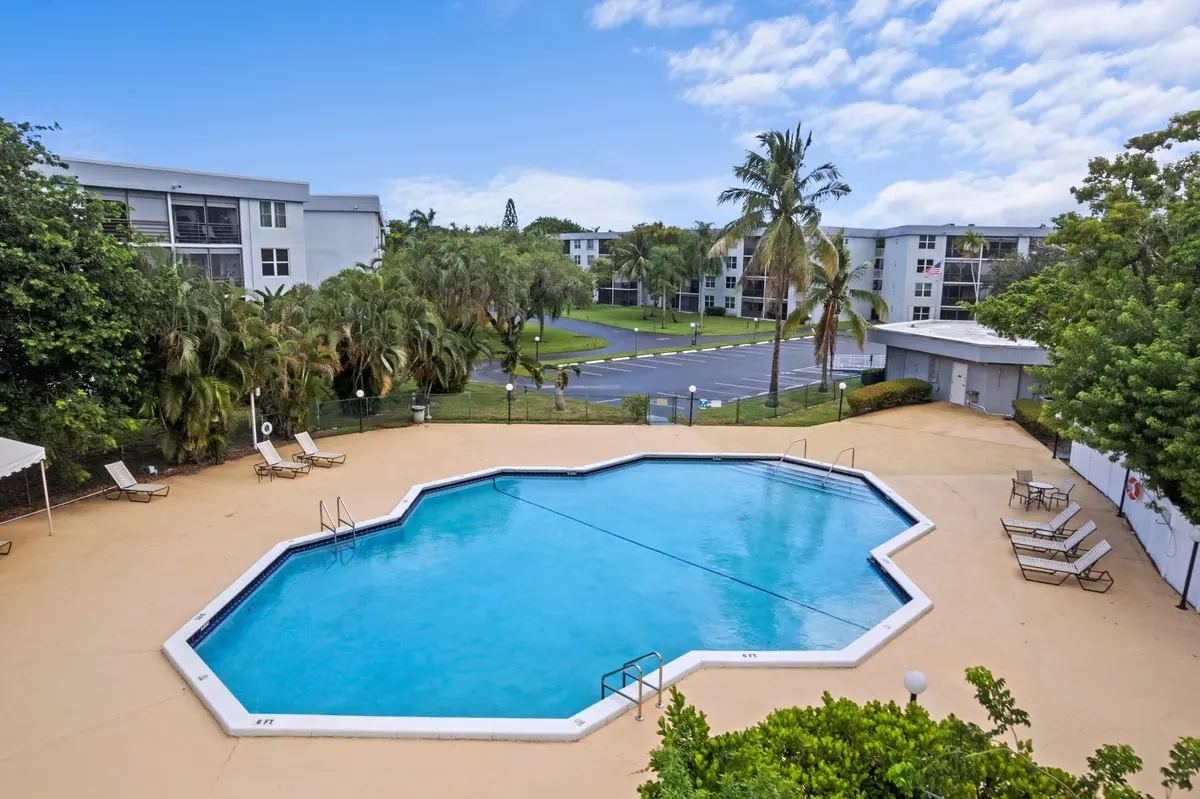 Pool at 113 ROYAL PARK Drive 4A, Oakland Park