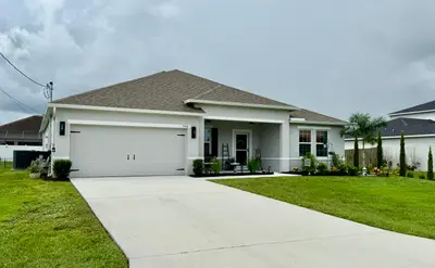 5948 NW Wolverine Road, Port St. Lucie – Single Family Residence for sale