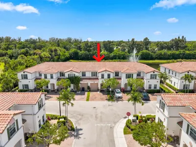 4585 TARA COVE Way, West Palm Beach – Townhouse for rent