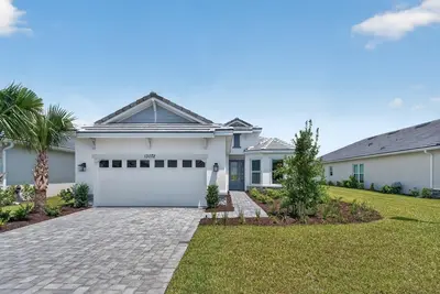 13072 SW Shinnecock Drive, Port St. Lucie – Single Family Residence for sale