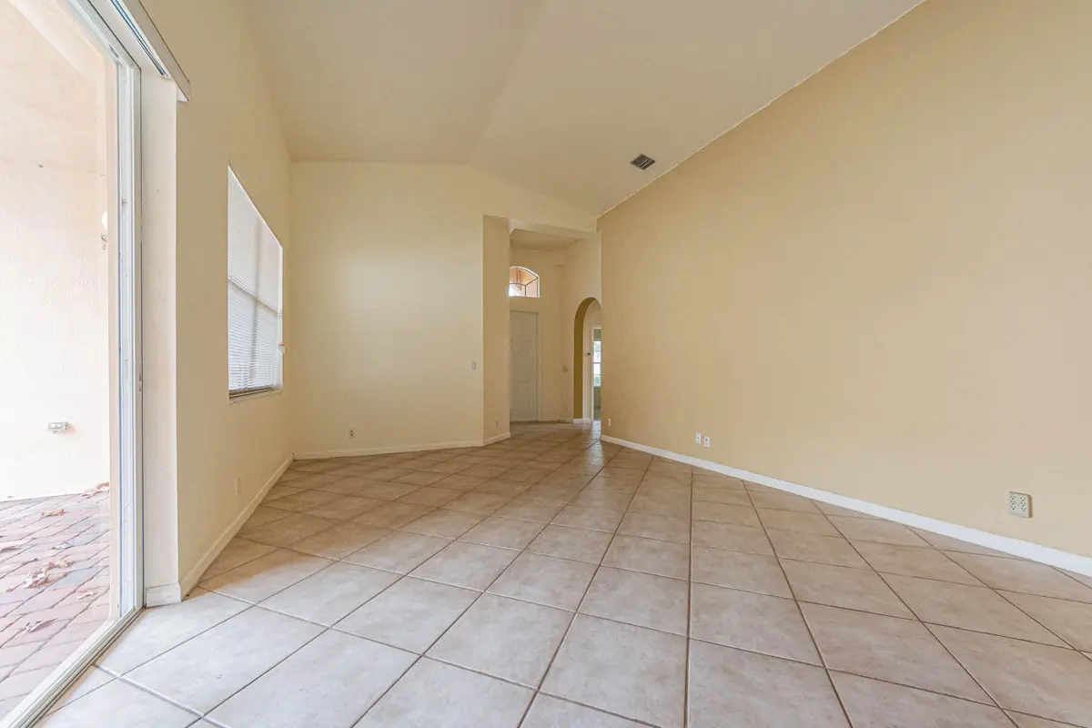 5717 SPANISH RIVER Road, Fort Pierce, FL – photo 7
