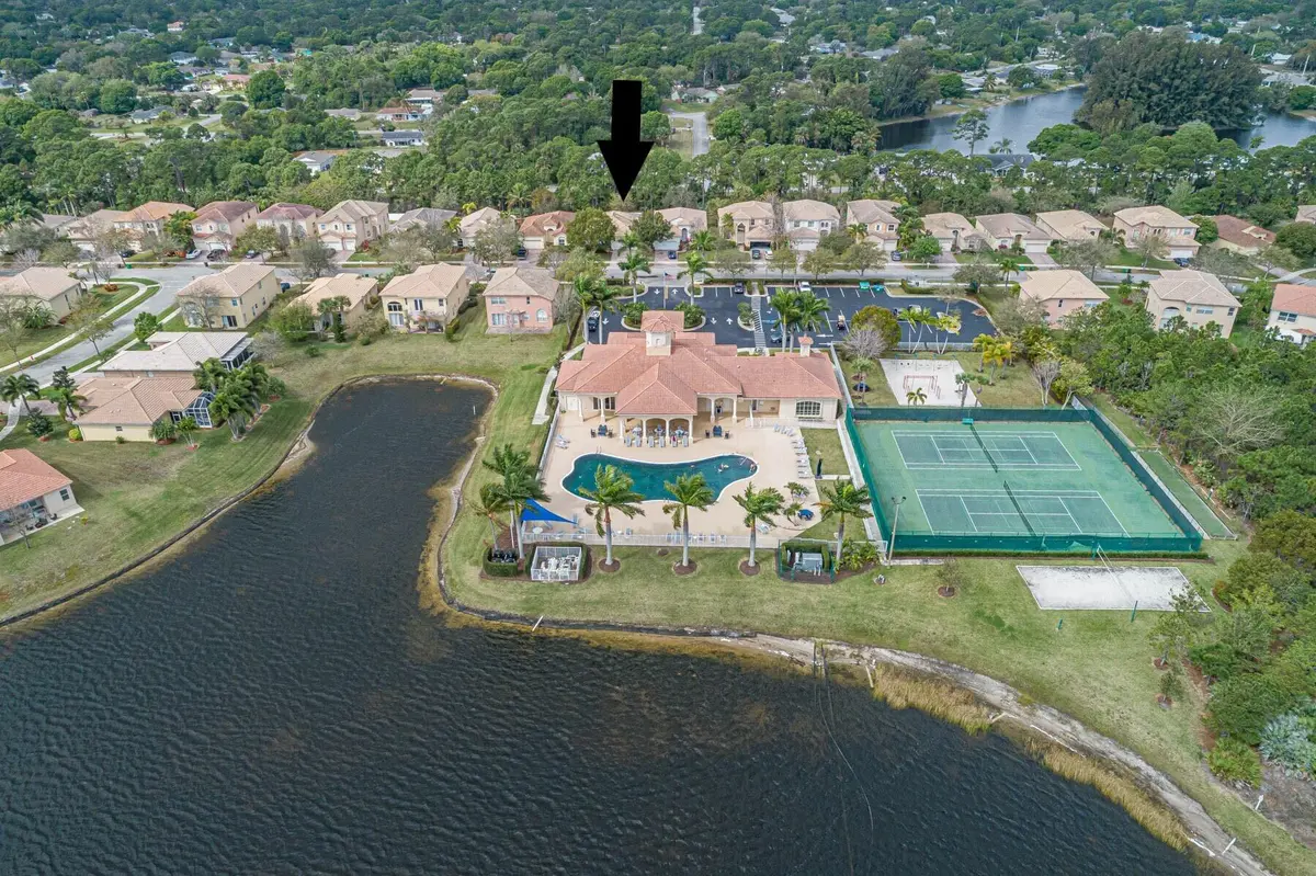 36.1 at 5717 SPANISH RIVER Road, Fort Pierce