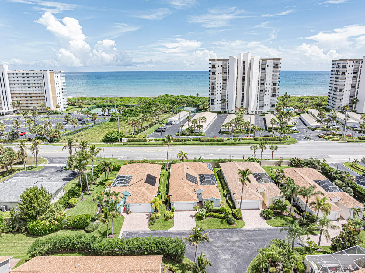 House Showing Ocean High at 3258 LAKESHORE Drive, Fort Pierce