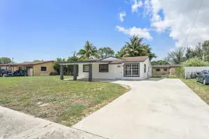 354 NW 4th Place, Deerfield Beach – Single Family Residence for rent
