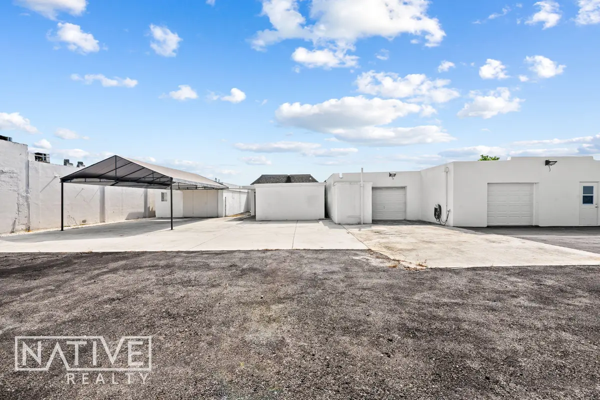 19-web-or-mls-DSC_1808 at 225 N Dixie Highway, Hallandale Beach