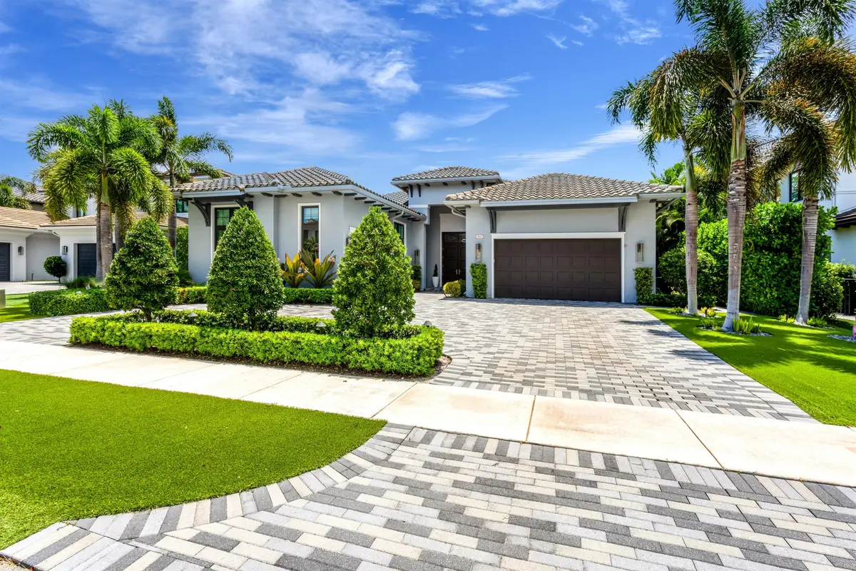 FRONT_ANGLE_LEFT at 904 NW 2ND Street, Boca Raton