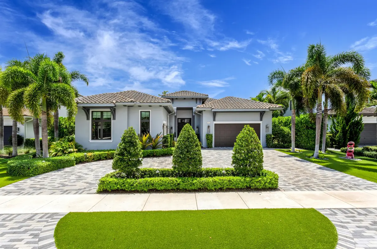 FRONT_STRAIGHT at 904 NW 2ND Street, Boca Raton
